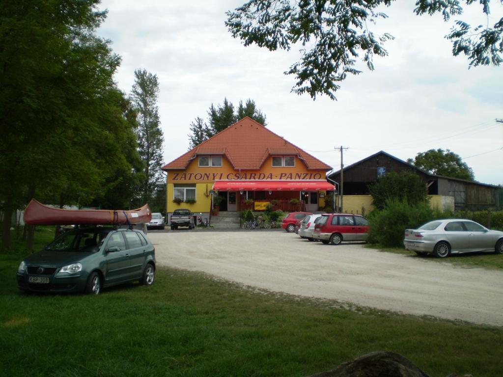 Zatonyi Csarda Panzio Dunasziget Bagian luar foto