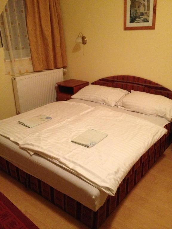 Zatonyi Csarda Panzio Dunasziget Ruang foto